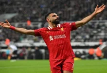 صورة فرصة ذهبية لصلاح.. ترتيب سباق الحذاء الذهبي الأوروبي 2025