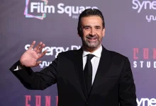 صورة نجل كريم عبدالعزيز يكشف حقيقة الشبه بينه وبين والده