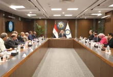 صورة وزير البترول يبحث مع النقابة العامة للمناجم والمحاجر التعاون في تطوير قطاع التعدين