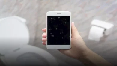 صورة 4 أضرار خطيرة لـ استخدام الهاتف في المرحاض