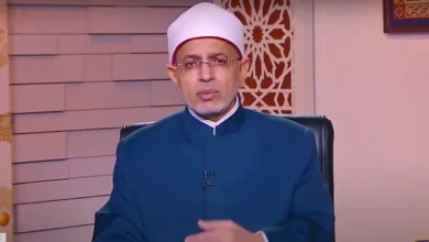 صورة وأنفقوا في سبيل الله.. معانٍ رائعة للآية الكريمة يوضحها د. سلامة داود