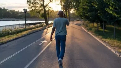 صورة لخسارة الوزن.. ما التوقيت الأمثل للمشي؟
