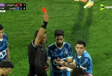 صورة محمد حمدي يتعرض للطرد أمام سيراميكا كليوباترا