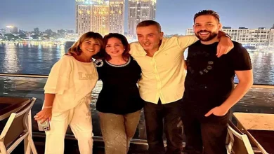 صورة إلهام شاهين تنشر صورا مع عائلتها وأصدقائها ..والجمهور يعلق