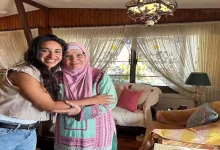 صورة بالصور| كيف انتهت أزمة آية سماحة ومشيرة إسماعيل؟ وما علاقة كريم فهمي؟