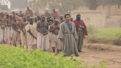 صورة لا سلام لقلوب تكره الحرية.. محمد رمضان ينشر صورة من كواليس “أسد”
