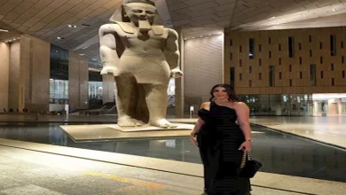 صورة أحدث جلسة تصوير لـ ميرنا نور الدين داخل المتحف.. والجمهور: “نفرتيتي مصر”