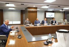 صورة وزير البترول يبحث مع مجموعة موانئ أبوظبي سبل تعزيز التعاون المشترك