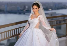 صورة “ماما إزاي”.. والدة رنا رئيس تثير الجدل بسبب جمالها