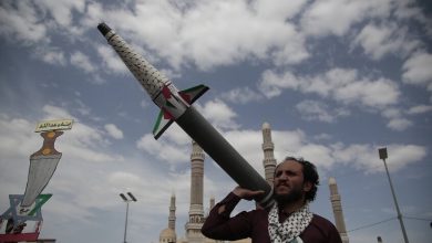 صورة الحوثيون يهددون &quot;إسرائيل&quot; برد مزلزل لن يتحمله الأمريكيون