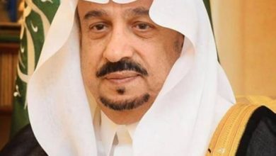 صورة أمير الرياض يعزّي النمي في وفاة والده  أخبار السعودية