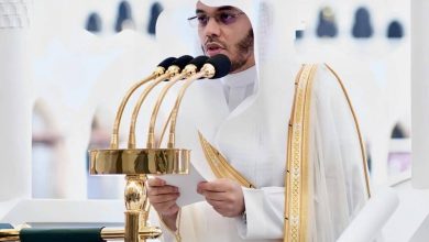 صورة خطيب المسجد الحرام: اجعلوا الدعاء نهجكم كما كان نهج الأنبياء ففيه الخير ودفع البلاء  أخبار السعودية