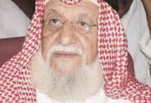 صورة «الرائد» يوثّق مسيرة أكبر فنان خليجي على قيد الحياة  أخبار السعودية