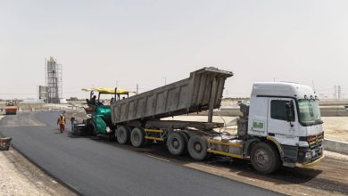 صورة الخفجي: الانتهاء من أعمال التسوية الترابية والبدء بسفلتة مشروع ازدواجي طريق مكة الرابط بطريق الملك سلمان  أخبار السعودية