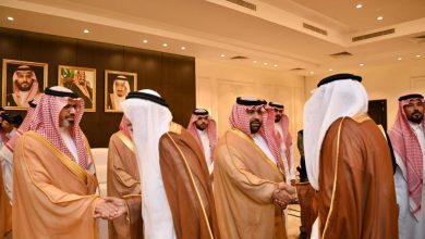 صورة محمد بن عبدالعزيز يستقبل أهالي جازان المهنئين بتعيينه أميراً للمنطقة  أخبار السعودية