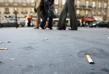 صورة 575 ريالاً عقوبة «رمي أعقاب السجائر» في شوارع باريس  أخبار السعودية