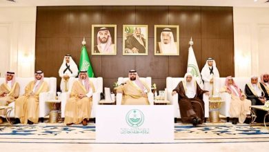 صورة محمد بن عبدالعزيز يستقبل أهالي جازان المهنئين بتعيينه أميراً للمنطقة  أخبار السعودية