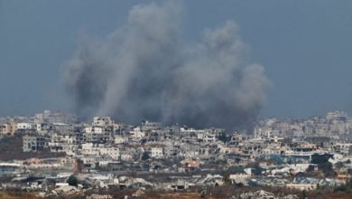 صورة باحثان إسرائيليان: نزع السلاح الكامل من غزة حتى “الكلاشينكوف الأخير” يشبه تفريغ البحر بملعقة