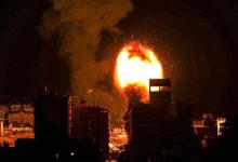 صورة | مصادر فلسطينية: 17 شهيدًا بينهم أطفال في قصف عنيف على خان يونس جنوبي قطاع غزة