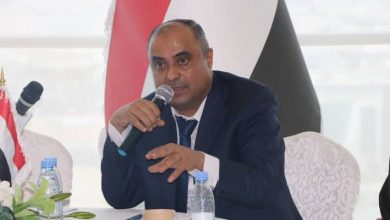 صورة | مجلس القيادة الرئاسي باليمن: تعيين سالم بن بريك رئيسًا لمجلس الوزراء