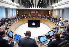 صورة | الدراسات الاستراتيجية: بعد 200 يوم.. حكومة جعفر حسان تسجل أعلى مستوى ثقة بين المواطنين منذ 2011