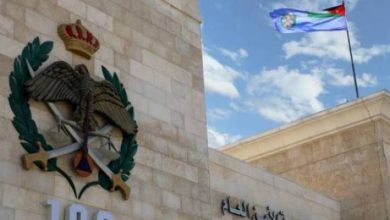 صورة | الأمن العام: فرق بحث وإنقاذ في إقليم الجنوب تتعامل مع حادثتين فقدان أشخاص في الحسا والبترا