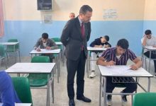 صورة | جرش تبدأ محاكاة “التوجيهي”.. التزام لافت ومدير التربية يتابع من الميدان