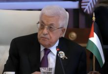صورة | الرئيس الفلسطيني: نطالب حماس والفصائل الأخرى بتسليم سلاحها للسلطة