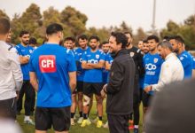 صورة | ولي العهد يتابع استعدادات نشامى المنتخب الوطني لكرة القدم لمواجهة نظيره العُماني.. صور