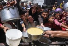 صورة | وكالة الأنباء الفلسطينية: دخول 6 شاحنات مساعدات إنسانية إلى قطاع غزة لأول مرة منذ 2 آذار الماضي
