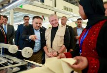 صورة | الملك يزور مصانع بمدينة الموقر الصناعية