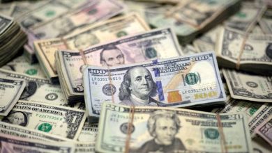 صورة | الدولار يرتفع بعد صدور قرار قضائي يمنع ترمب من فرض رسوم جمركية على واردات دول أخرى
