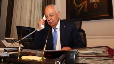 صورة | العيسوي ينقل للأب إلياس حداد تمنيات الملك وولي العهد له بالشفاء العاجل