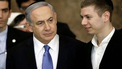 صورة نجل نتنياهو: إسرائيليون من اليسار ربما يقفون وراء حرائق القدس