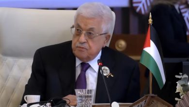 صورة تسليم حماس سلاحها للسلطة ..الرئيس عباس :الأولوية لوقف دائم لإطلاق النار والانسحاب الكامل للاحتلال من قطاع غزة