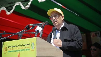 صورة في احتفالات فاتح ماي.. انتقادات نقابية للحكومة واتهامات للوزير السكوري بـ »التضليل »