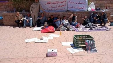 صورة أطر بدون عمل بأزيلال مستمرون في اعتصام الشغل