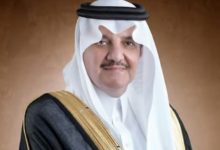 صورة أمير الشرقية يتفقد اليوم محافظة حفر الباطن ويرعى حفل تخريج طلاب وطالبات الجامعة