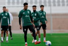 صورة المنتخب السعودي يواصل استعداده للبحرين بحصة استرجاعية