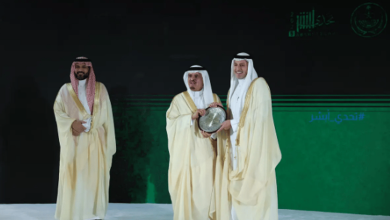 صورة برعاية الأمير عبدالعزيز بن سعود.. نائب وزير الداخلية يتوّج الفائزين في تحدي أبشر 2025