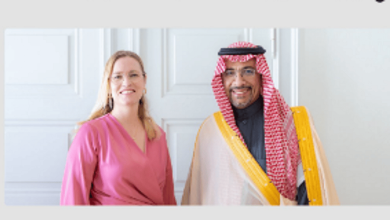 صورة وزير الصناعة يبحث تعزيز نمو التبادل التجاري غير النفطي مع الدنمارك