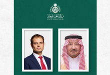 صورة  نائب وزير الخارجية يستعرض العلاقات الثنائية مع وزير الدولة البريطاني لشؤون المنطقة