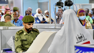 صورة جوازات مطار الأمير محمد بن عبدالعزيز تستقبل أولى رحلات ضيوف الرحمن القادمين من غانا