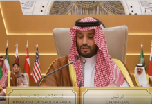 صورة ولي العهد: يجب إيجاد حل للقضية الفلسطينية وفقا لمبادرة السلام العربية والقرارات الدولية