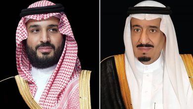 صورة القيادة يعزي رئيس الأوروغواي الشرقية في وفاة رئيس الجمهورية الأسبق