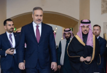 صورة وزير الخارجية يستقبل نظيره التركي لبحث تطورات المنطقة