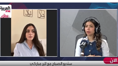 صورة شرب الماء أثناء الأكل لا يؤثر على حموضة المعدة