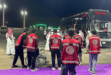 صورة الهلال الأحمر بنجران يقدم خدمات صحية للحجاج القادمين عبر منفذ الوديعة