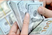صورة الدولار يسجل أدنى مستوى في أسبوعين أمام العملات الرئيسية