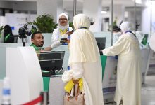 صورة إجمالي ضيوف الرحمن القادمين من الخارج 890,883 حاجًا حتى نهاية يوم الجمعة